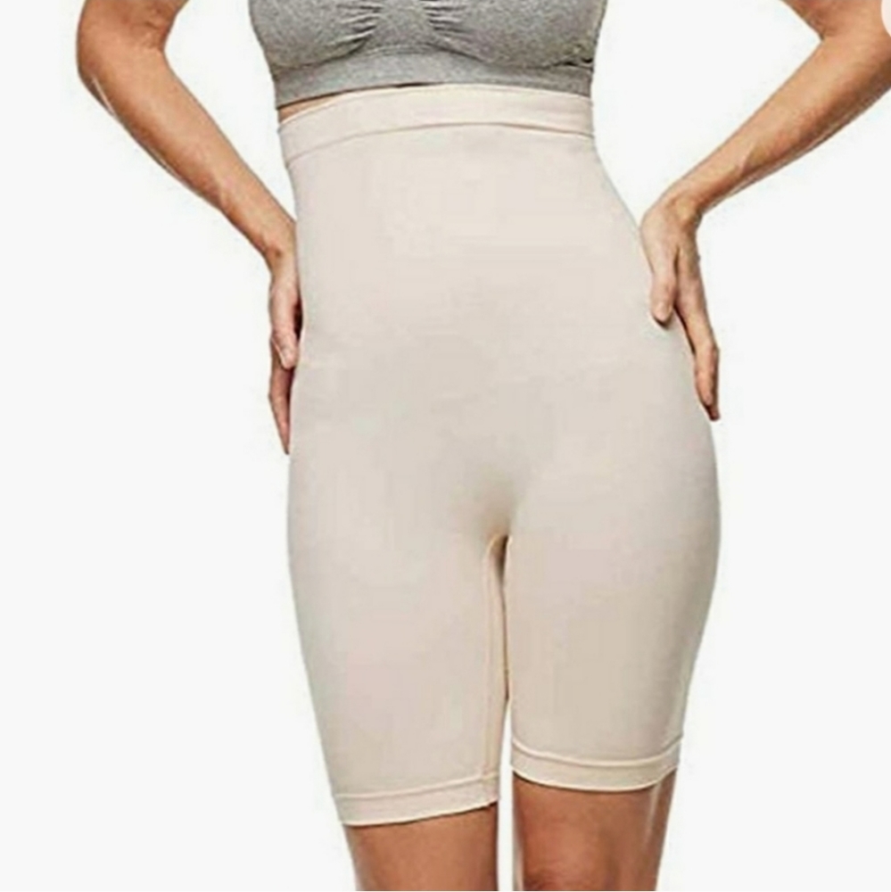 yummie by heather thomson high waisted shaping short size XL